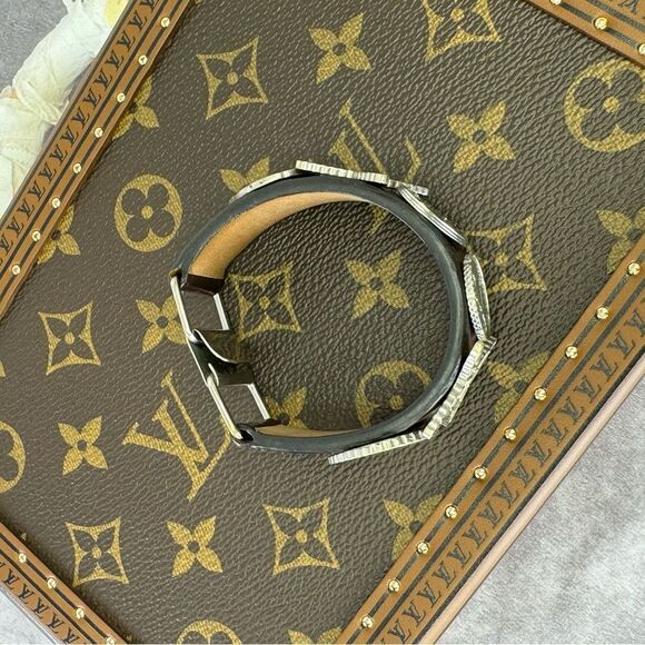 RARE Louis Vuitton Silver Brown Leather Removable Charm Bracelet - Picture 7 of 10